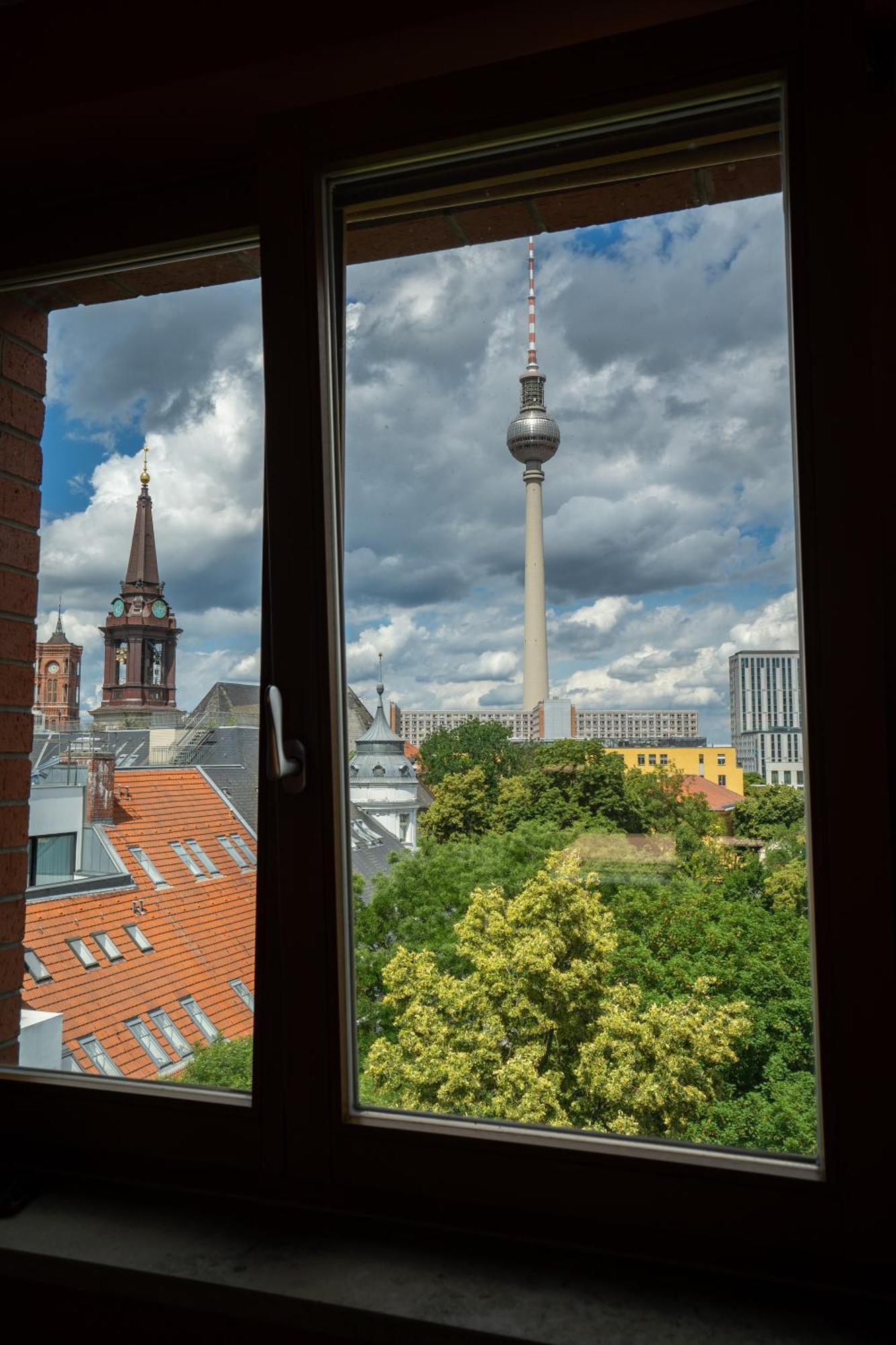 The Charming By Curt Suites Berlin Bagian luar foto