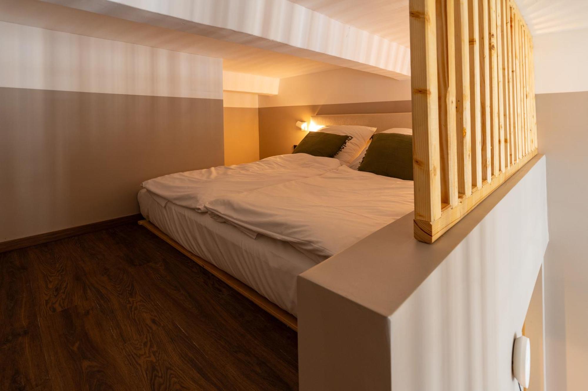The Charming By Curt Suites Berlin Bagian luar foto
