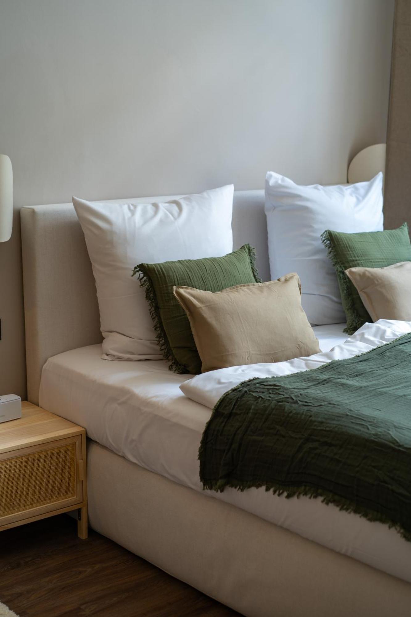 The Charming By Curt Suites Berlin Bagian luar foto
