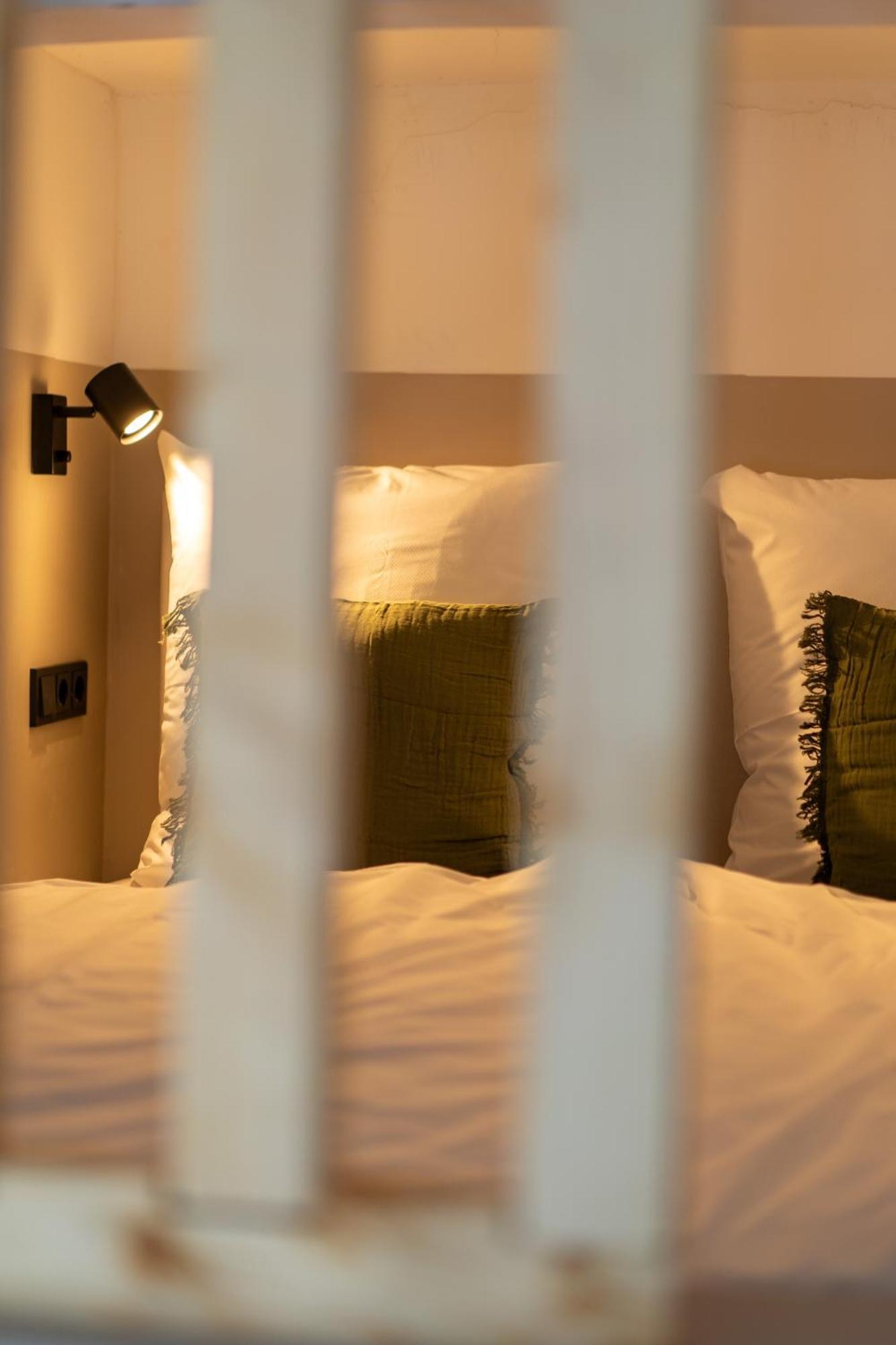 The Charming By Curt Suites Berlin Bagian luar foto